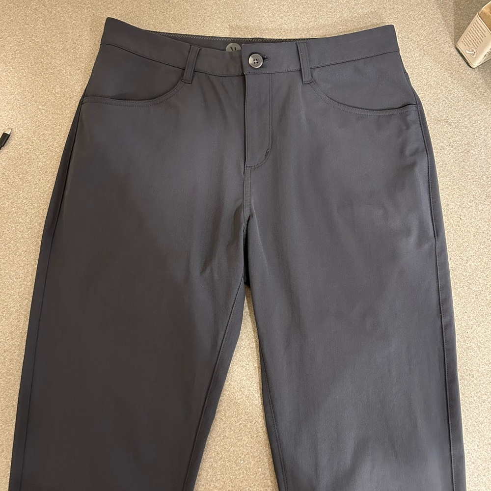 Vuori Men’s Meta Pants Size 30